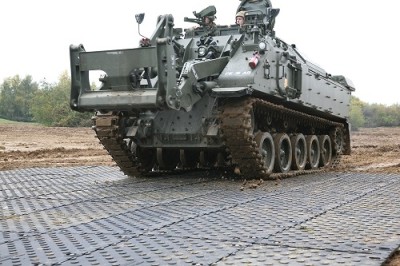 Maxitrack army tank