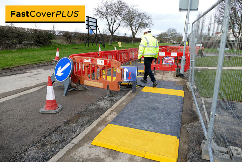 FC | GroundGuards | Ground Protection Mats social distancing walkway