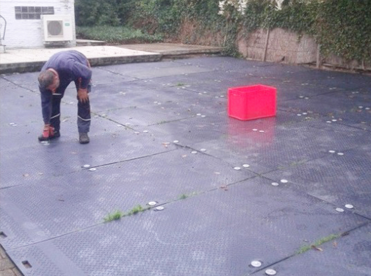 quick flooring | GroundGuards | Ground Protection Mats